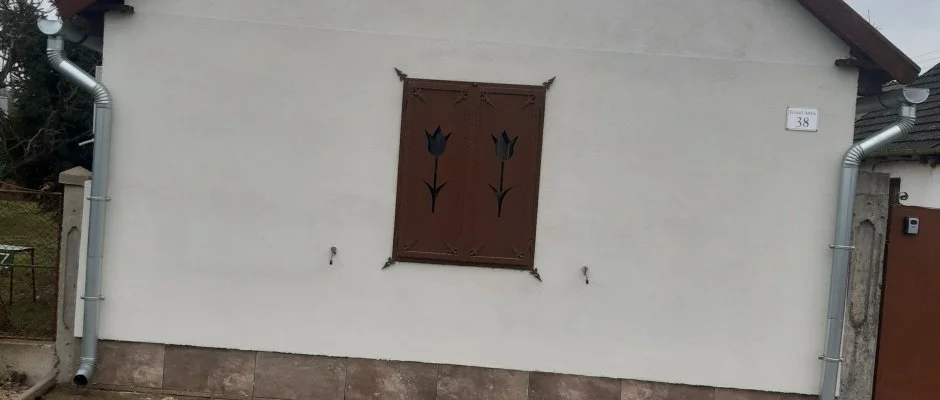 Tulip�nos Vend�gh�z �r