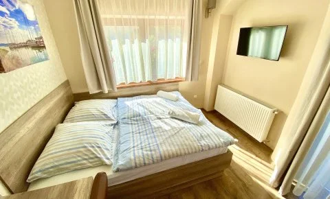 Unio Vendégház 2. Siófok - Május 1.