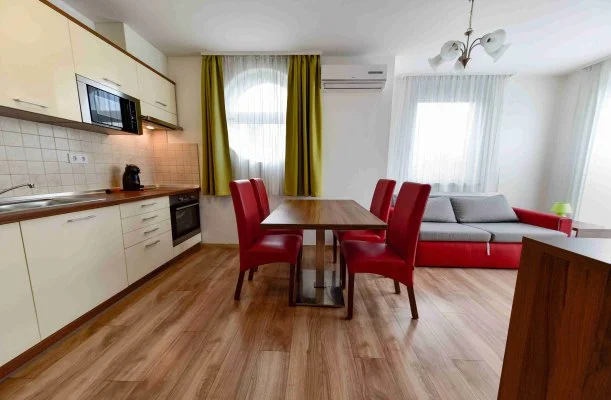 Veritas Apartmanház Zamárdi Veritas Apartmanház Zamárdi