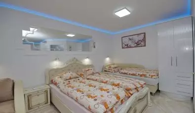 Veronika Apartman De Luxe Gyula