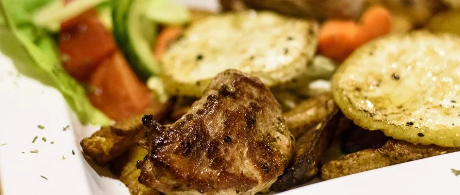 Viktor Bor- s Vendghz Balatonmriafrd