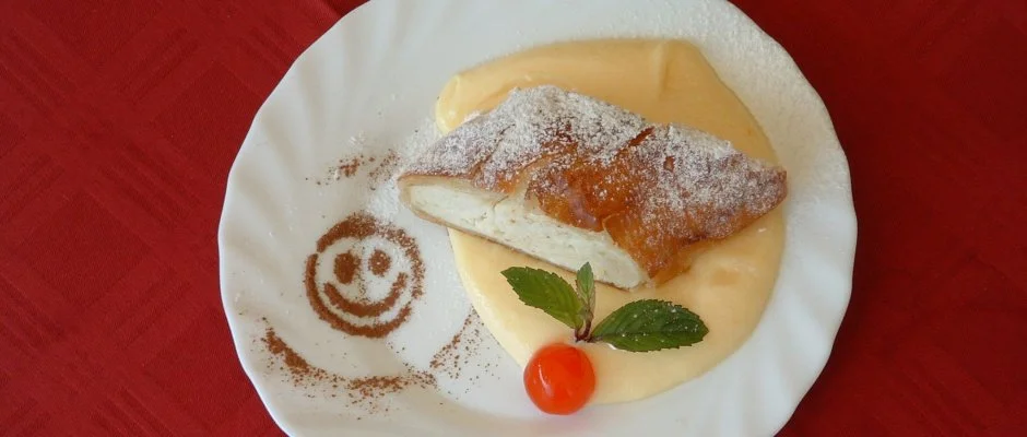 Viktor Bor- s Vendghz Balatonmriafrd