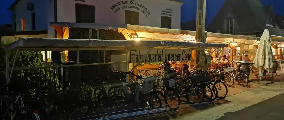 Viktor Bor- s Vendghz Balatonmriafrd