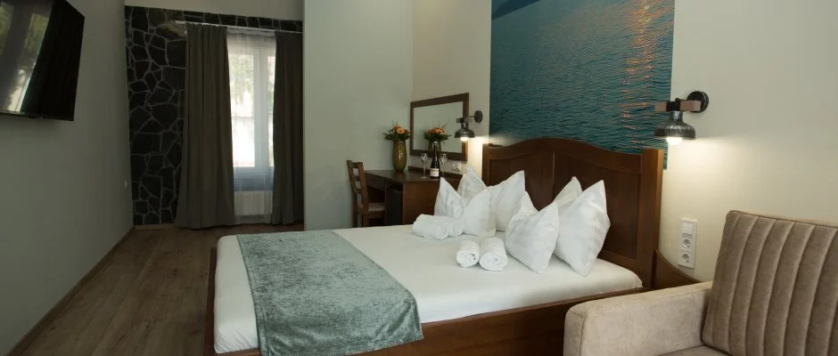 Viktor Bor- s Vendghz Balatonmriafrd