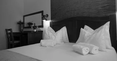 Tavaszi �s szeptemberi h�tk�znapi kedvezm�nyes aj�nlat (min. 2 �j)