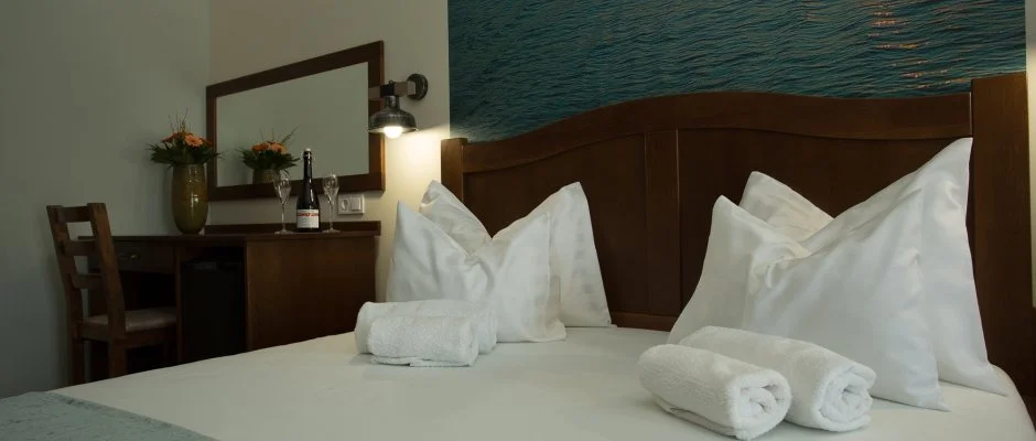 Viktor Bor- s Vendghz Balatonmriafrd