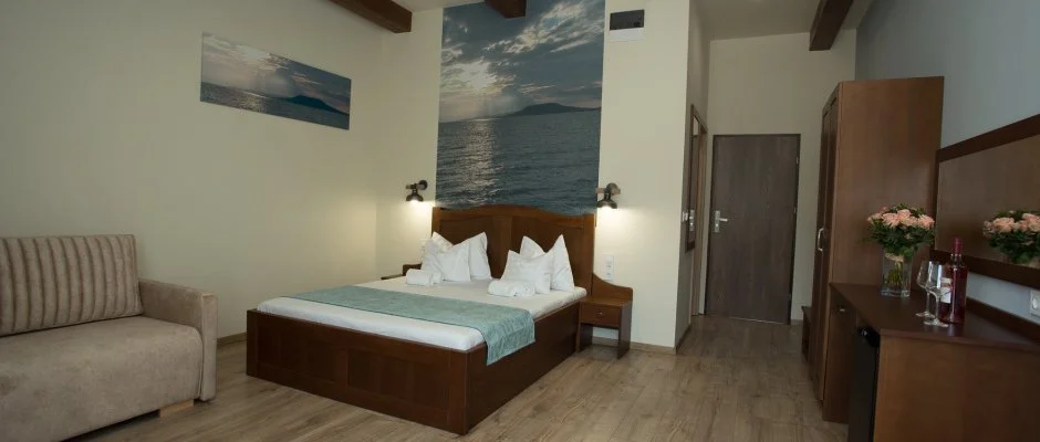 Viktor Bor- s Vendghz Balatonmriafrd