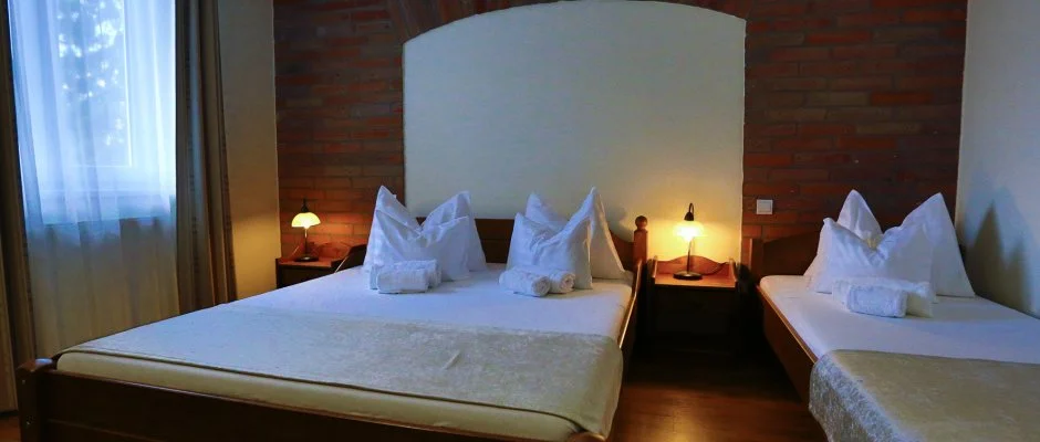 Viktor Bor- s Vendghz Balatonmriafrd