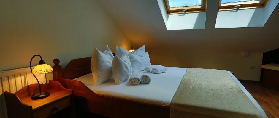 Viktor Bor- s Vendghz Balatonmriafrd