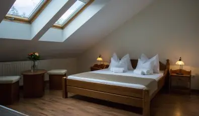 Viktor Bor- s Vendghz Balatonmriafrd