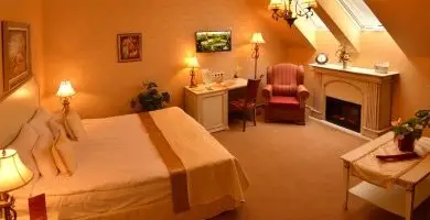 Napi �rak reggelis ell�t�ssal (1 �jt�l)