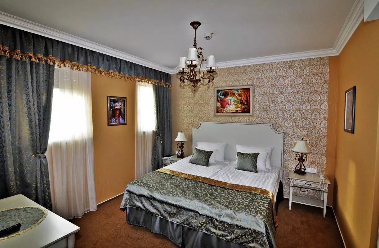 Villa Classica****, Pápa - különleges tematikus szállodák Magyarországon