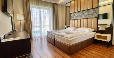 Okt�ber 23. (min. 2 �j)