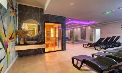 Villa Park Panzió Szilvásvárad - Május 1.