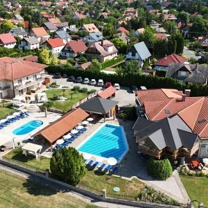  Vonyarcvashegy - Május 1. (min. 2 éj)