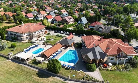 Villa Plattensee Vonyarcvashegy - Május 1.