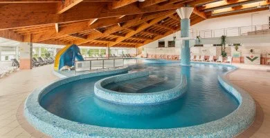 - Ünnepi időszaki előfoglalási kedvezmény