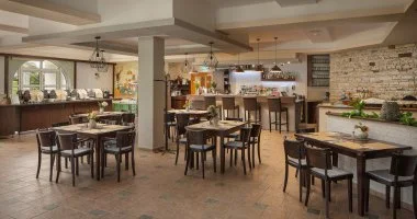 Május 1. (min. 3 éj)