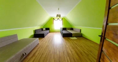 K�t �nnep k�z�tt (min. 3 �j)