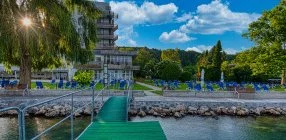 Vil�gos Hotel - Napi �rak f�lpanzi�s ell�t�ssal