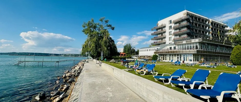 Vil�gos Hotel Balatonvil�gos