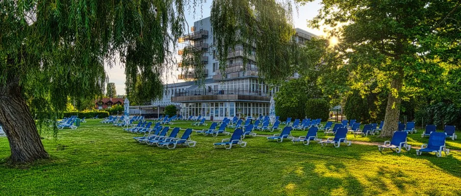 Vil�gos Hotel Balatonvil�gos