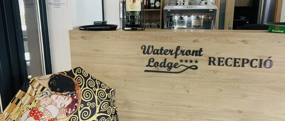 Waterfront Lodge Dunapataj