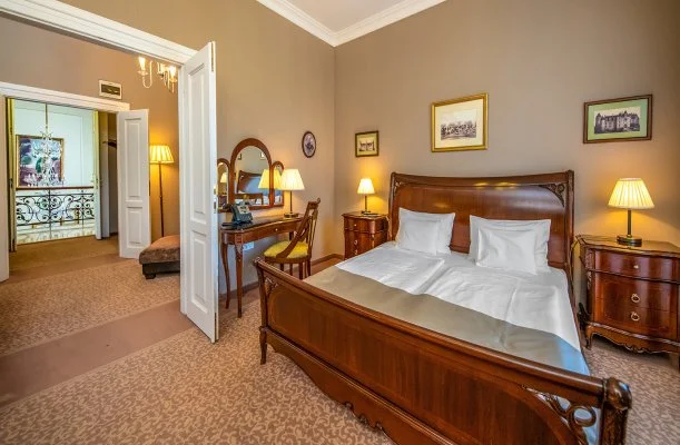 La Contessa Szilvásvárad