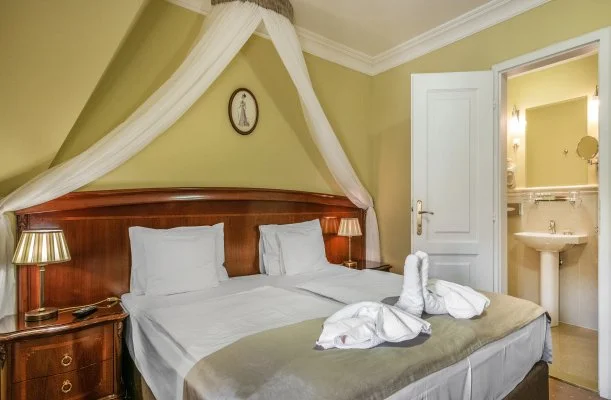 La Contessa Szilvásvárad