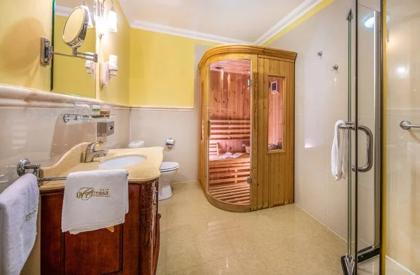 La Contessa Szilvásvárad