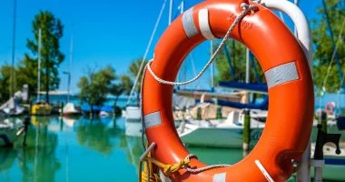 Vissza nem t�r�tend� �r reggelivel (1 �jt�l)