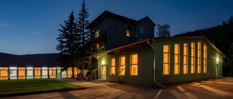 Zldsziget Menedk Rendezvny s Pihenhz Brna