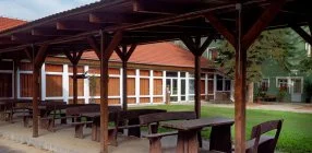 Zöldsziget Menedék Rendezvény és Pihenőház - Napi árak félpanziós ellátással