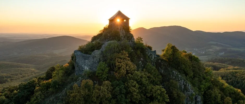 Zldsziget Menedk Rendezvny s Pihenhz Brna