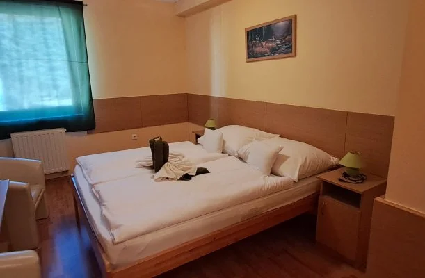 Zldsziget Menedk Rendezvny s Pihenhz Brna