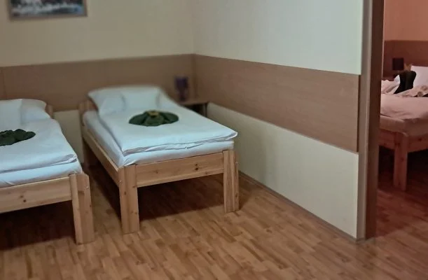 Zldsziget Menedk Rendezvny s Pihenhz Brna