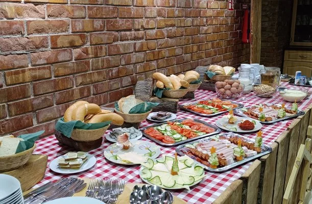 Z�ldsziget Mened�k Rendezv�ny �s Pihen�h�z B�rna