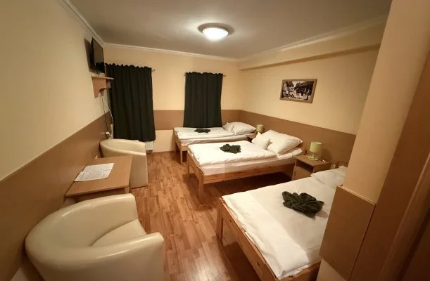 Z�ldsziget Mened�k Rendezv�ny �s Pihen�h�z B�rna