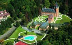 Kastélyszállók és kúriák